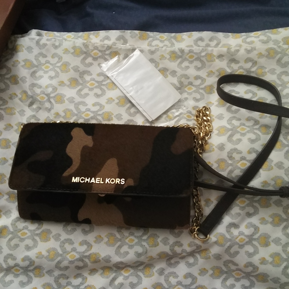Wallet sling wallet